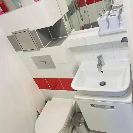 55 Apartment *